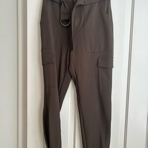 BANANA REPUBLIC belted cargo pants with tapered legs.